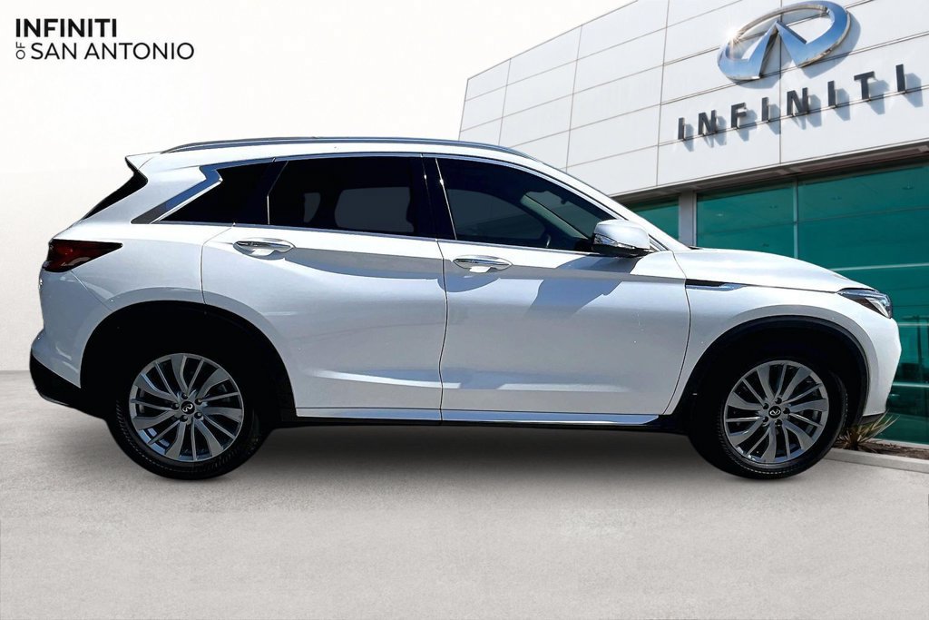 Used 2023 INFINITI QX50 Luxe FWD image 42