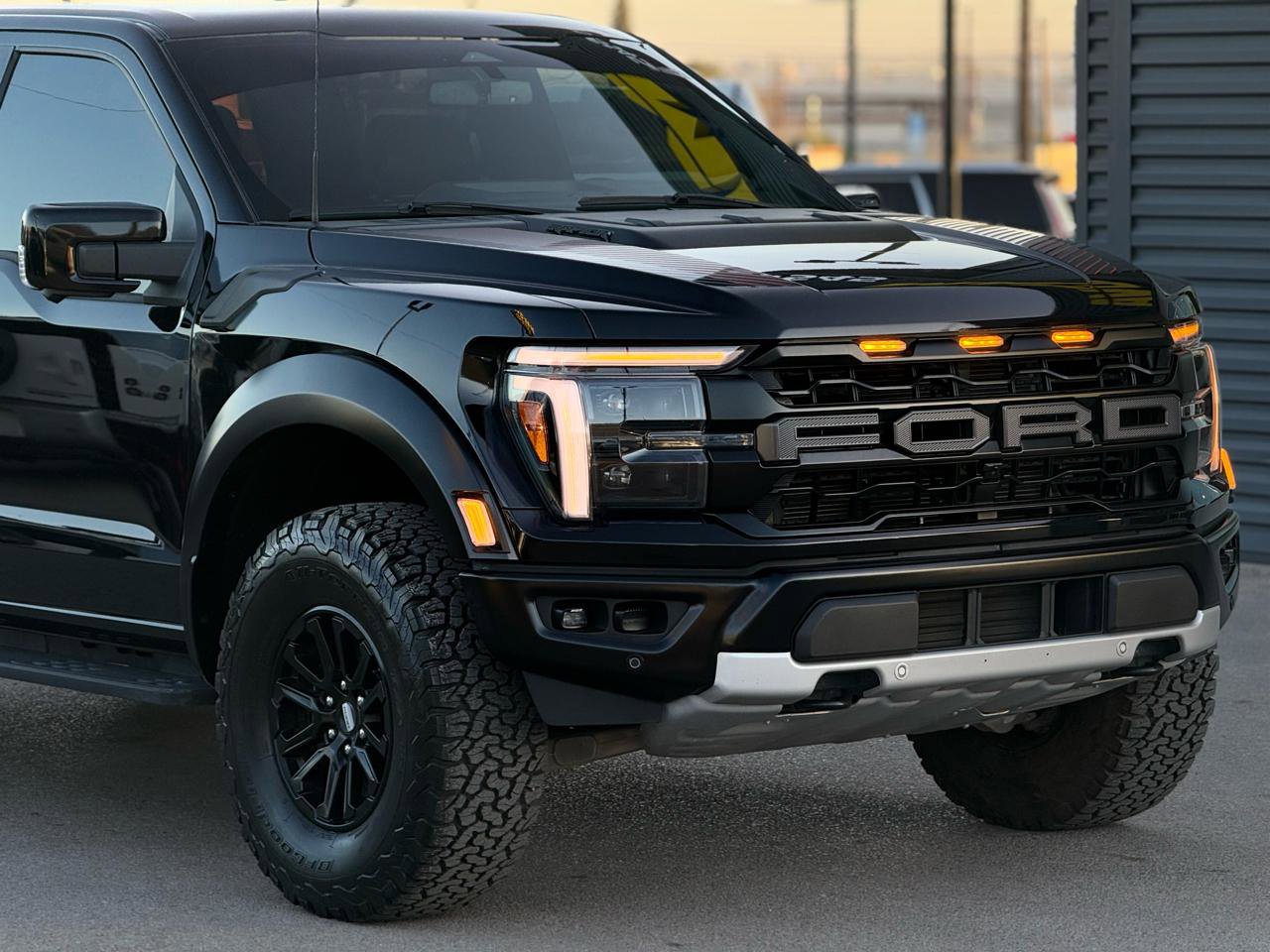 Used 2025 Ford F150 Raptor image 8
