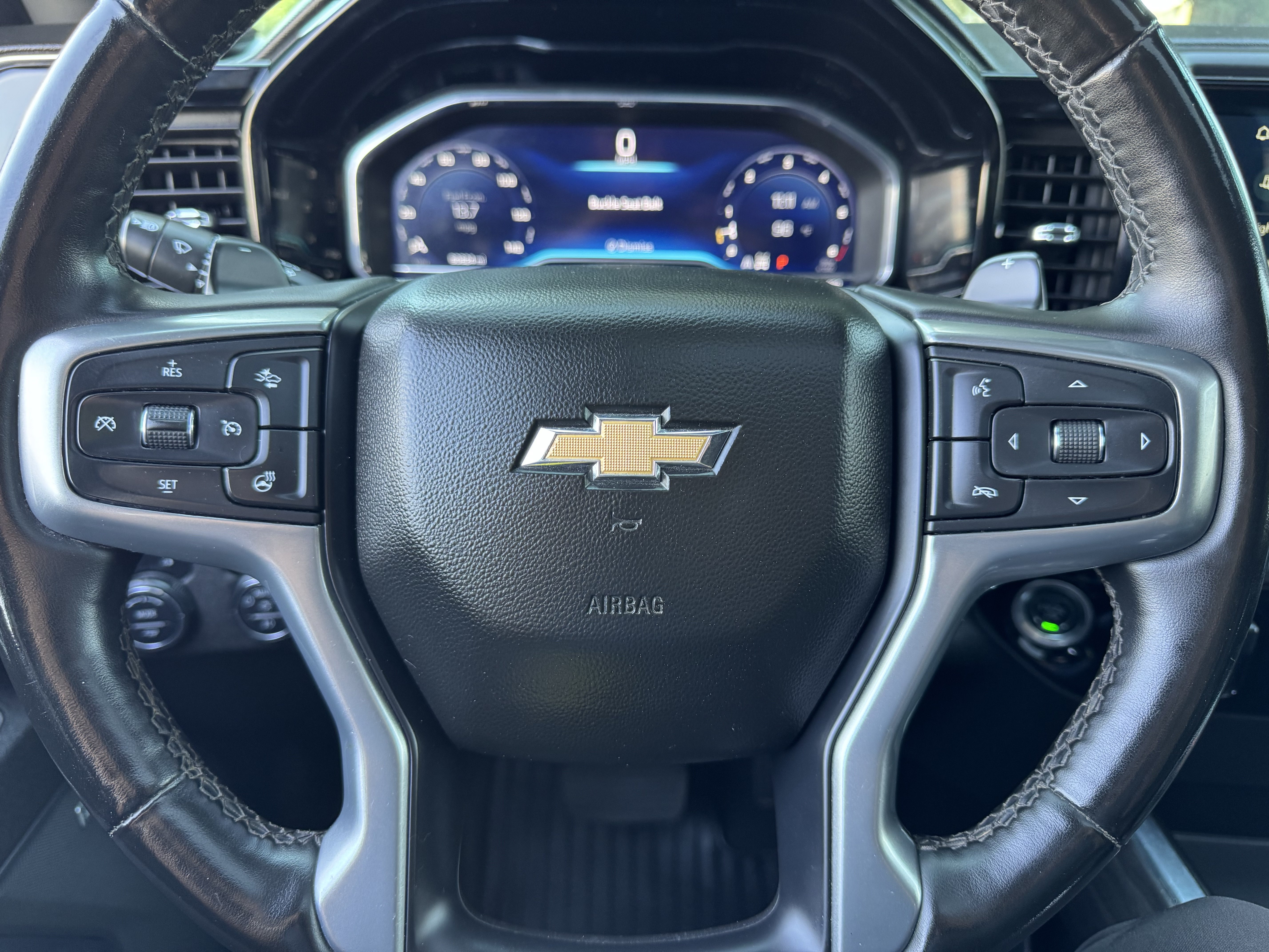 Certified 2023 Chevrolet Silverado 1500 LTZ w/ LTZ Convenience Package II AWD/4WD image 35