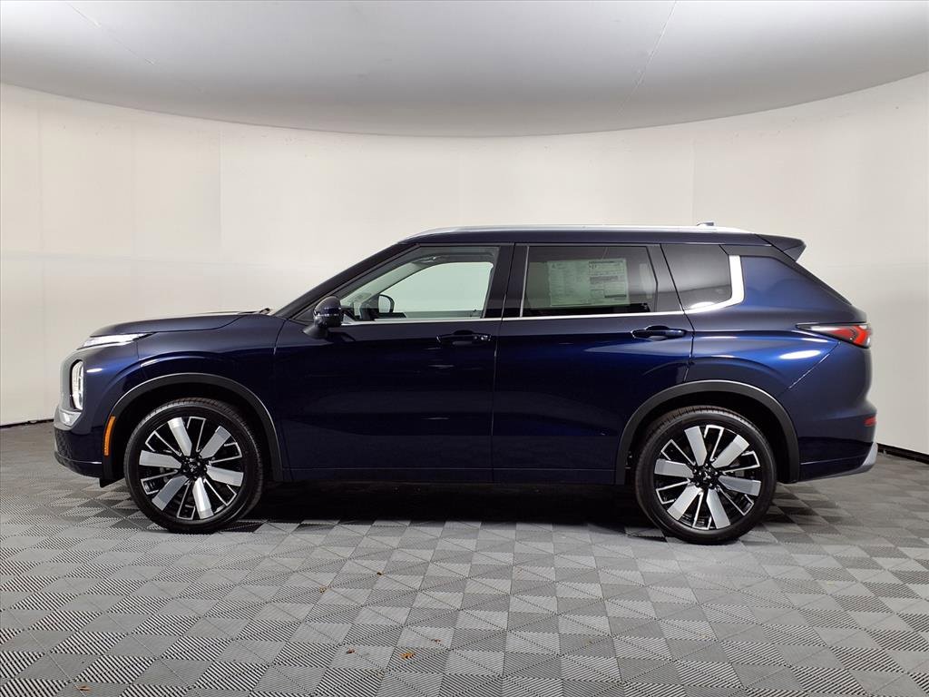 New 2025 Mitsubishi Outlander SEL image 4