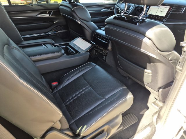 Used 2024 Jeep Grand Wagoneer L Series II w/ Quick Order Packagew 28T AWD/4WD image 17