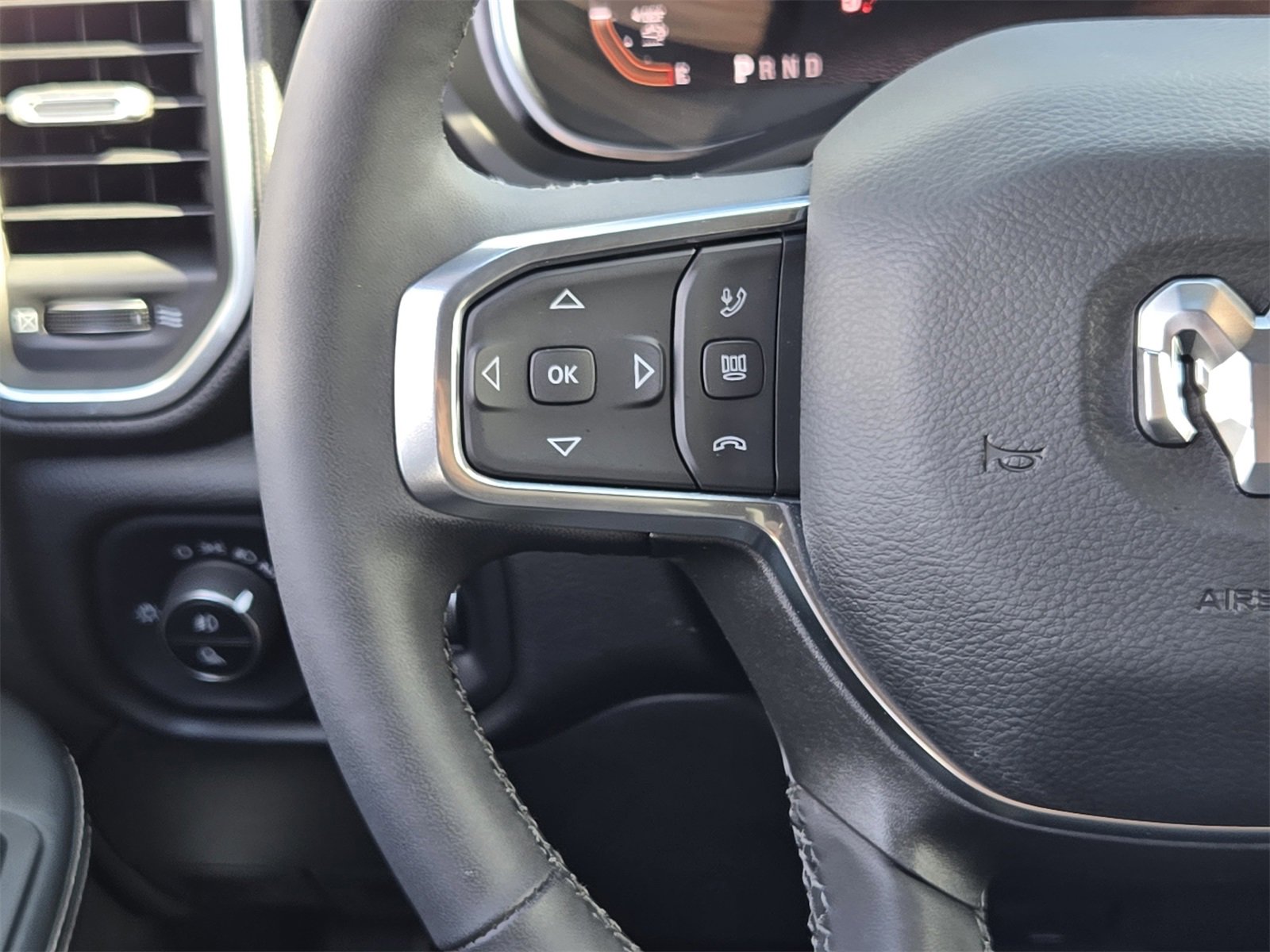 Used 2025 RAM 3500 Laramie image 27