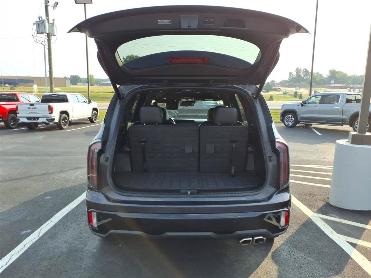 Used 2025 Kia Telluride EX X-Line AWD/4WD image 5