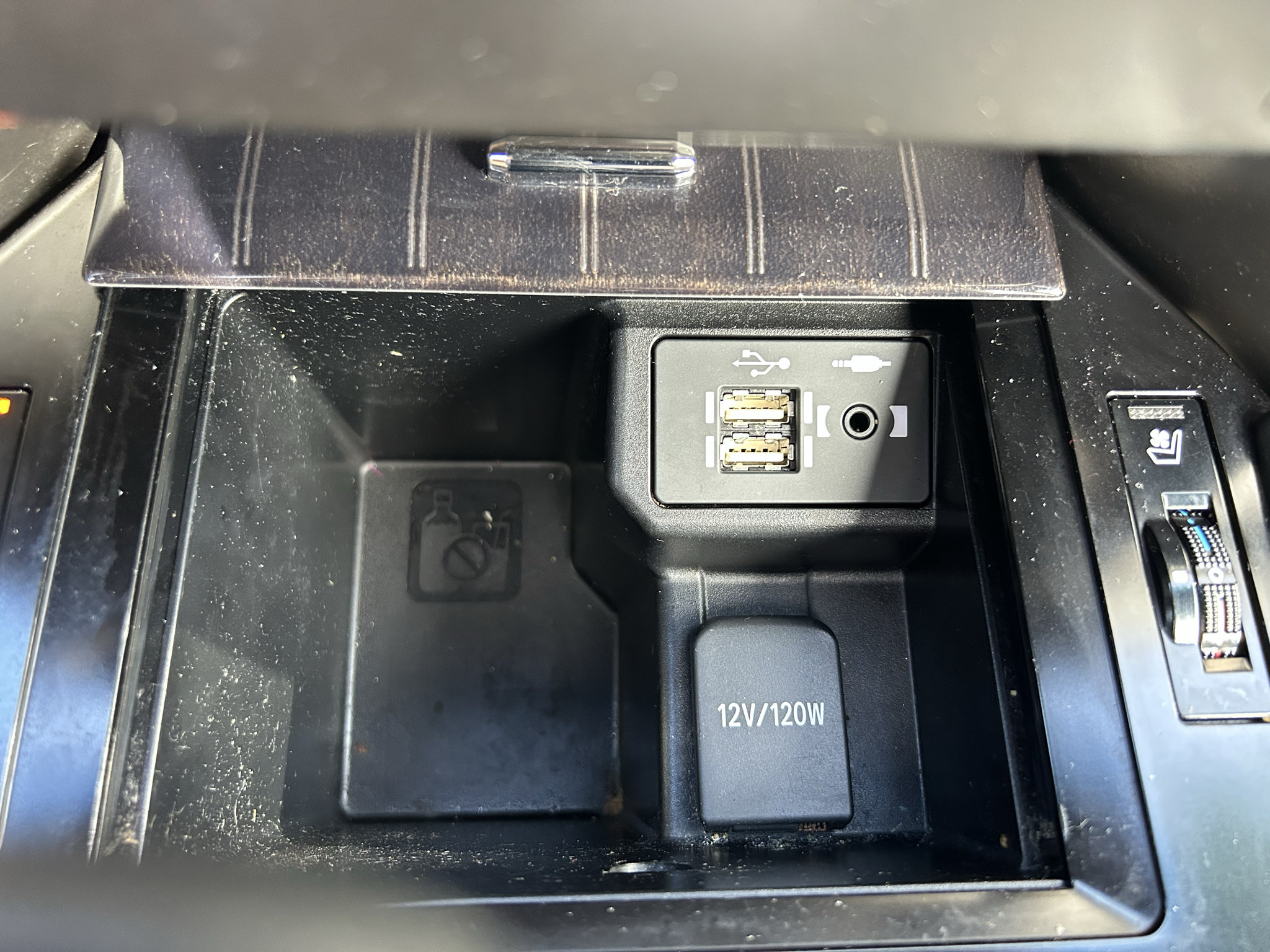Used 2020 Lexus GX 460 Premium w/ Premium Package AWD/4WD image 12