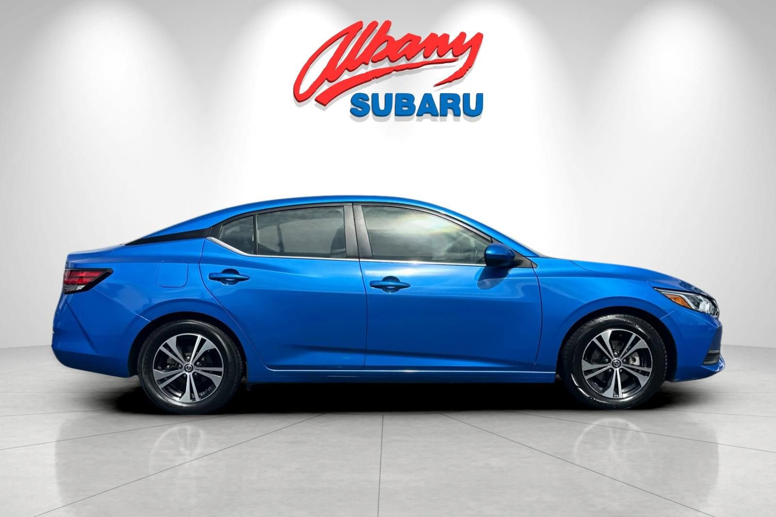 Used 2023 Nissan Sentra SV FWD image 3