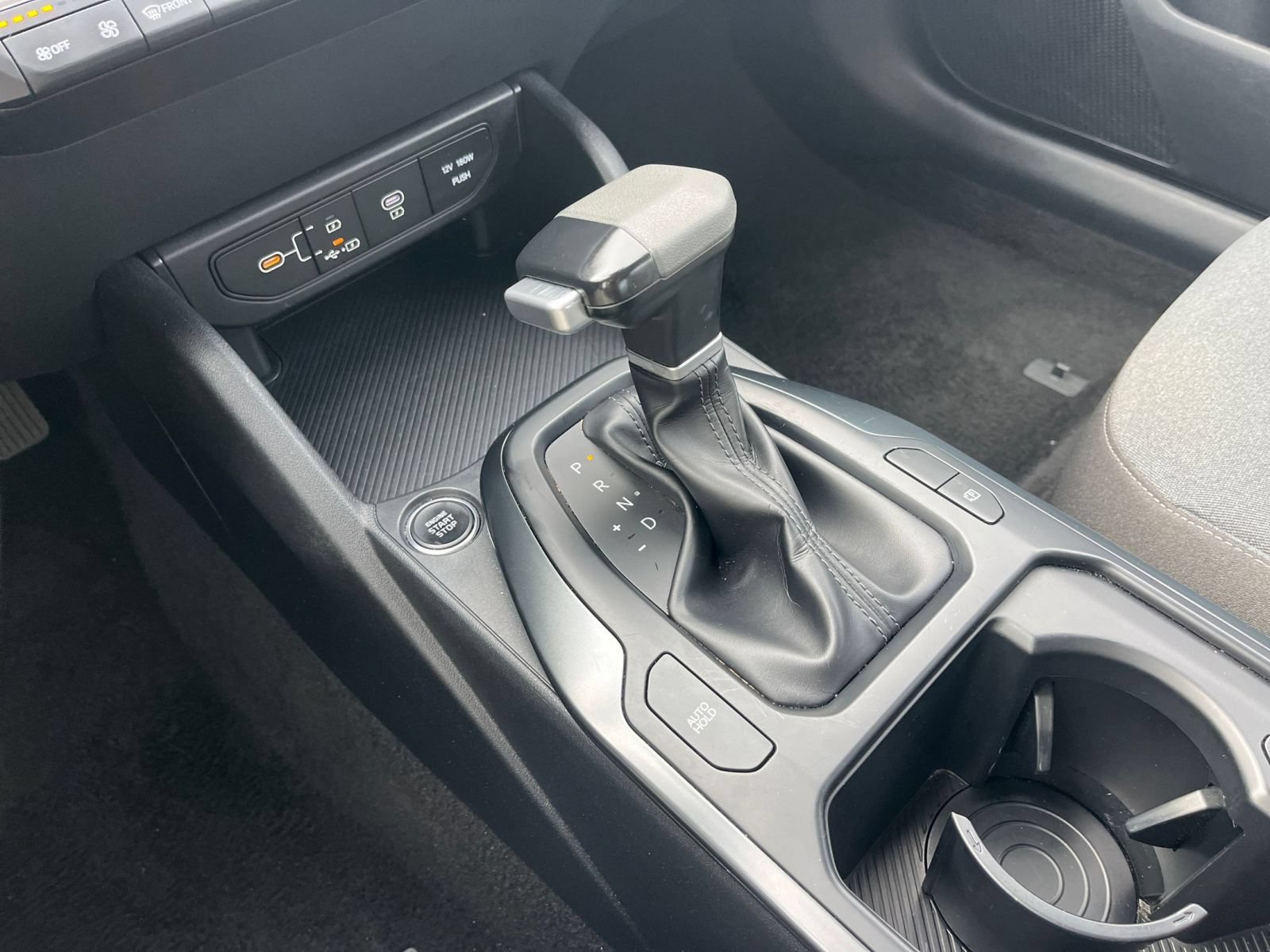 Used 2025 Kia K4 FWD image 40