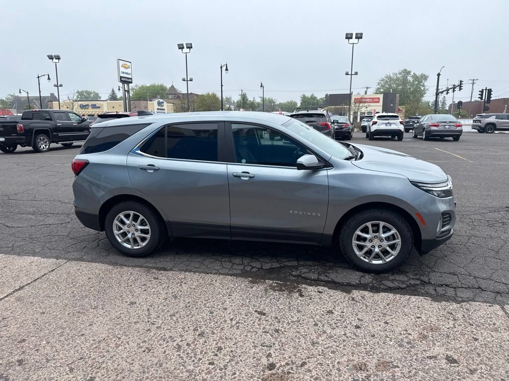 Used 2024 Chevrolet Equinox LT AWD/4WD image 6