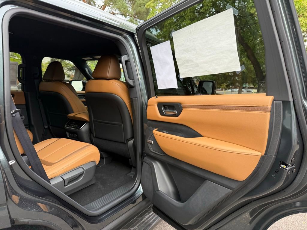New 2026 Nissan Armada SL w/ Captain's Chari Seat Package image 17