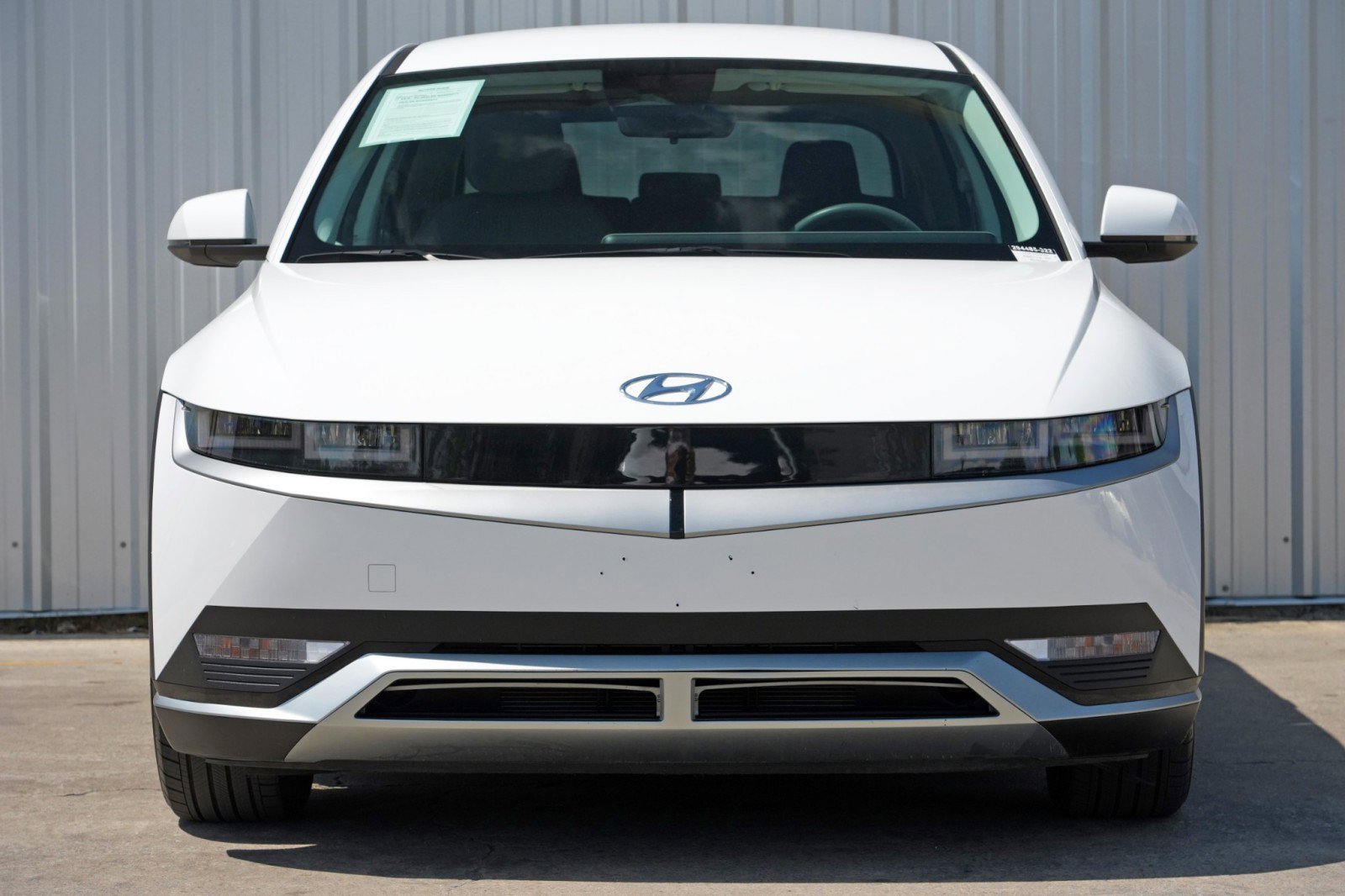 Used 2024 Hyundai Ioniq 5 SE RWD image 6