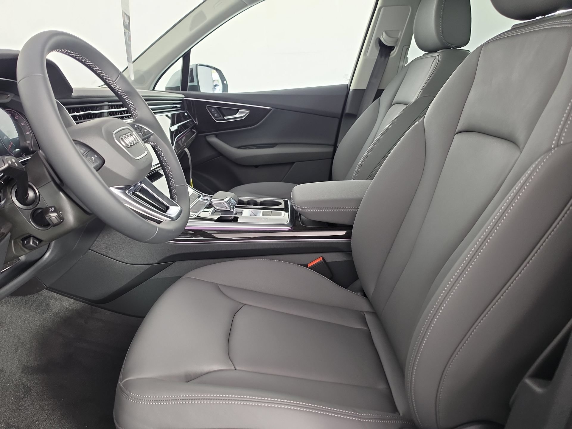 New 2026 Audi Q7 2.0T Premium AWD/4WD image 14