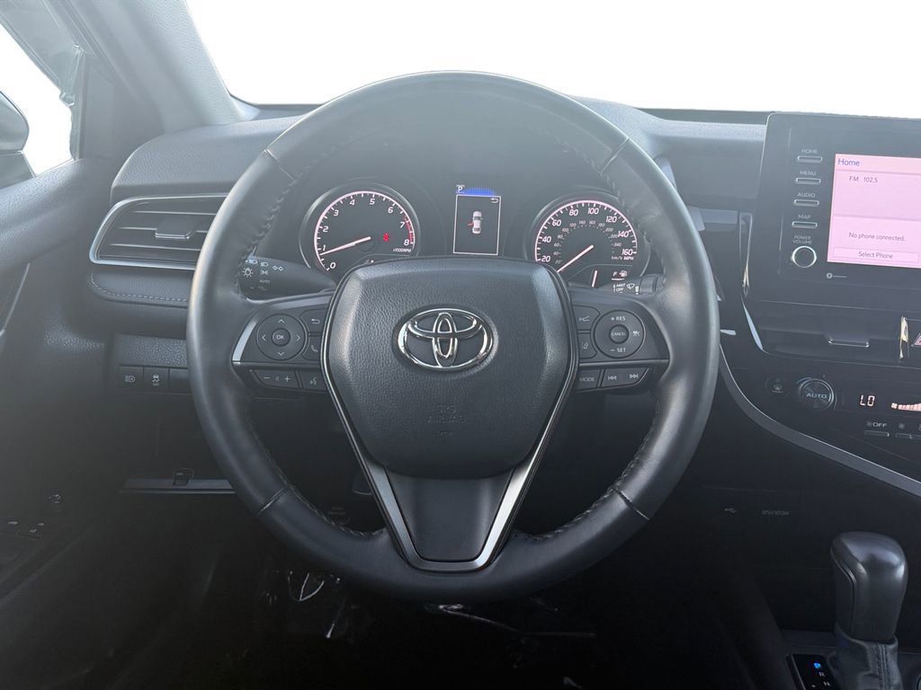 Used 2023 Toyota Camry SE w/ Cold Weather Package image 12