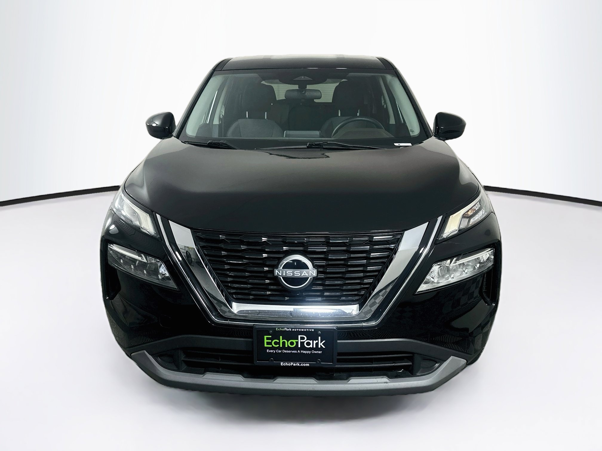 Used 2023 Nissan Rogue SV FWD image 2