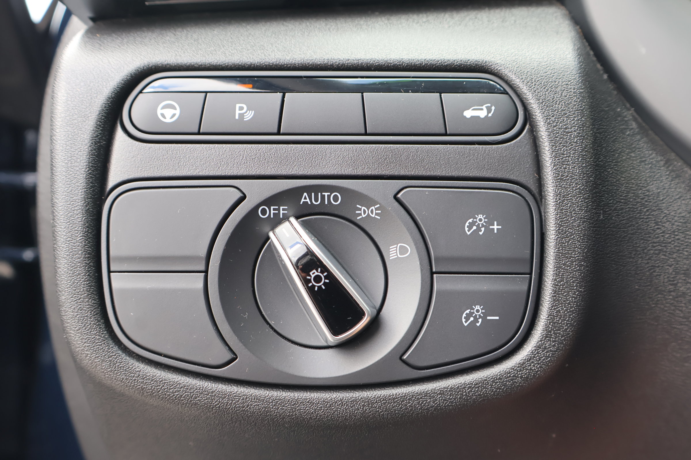 Certified 2024 INFINITI QX50 Luxe FWD image 24