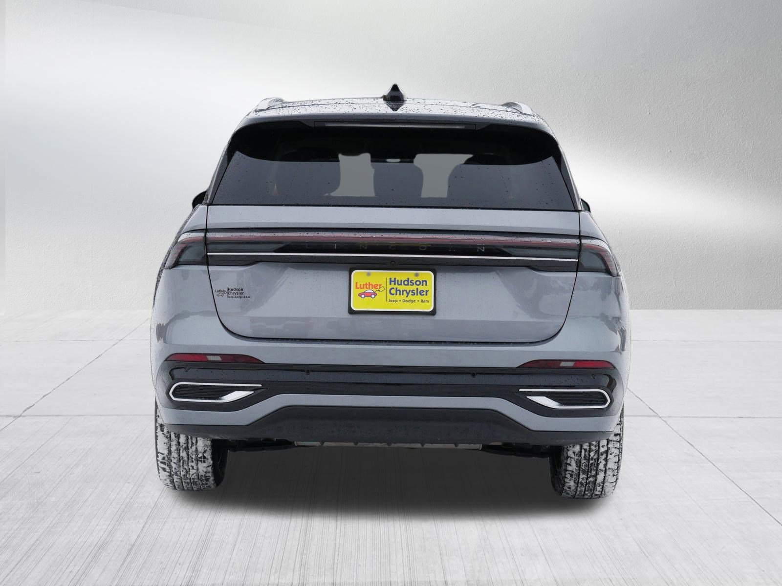 Used 2025 Lincoln Nautilus Reserve image 6