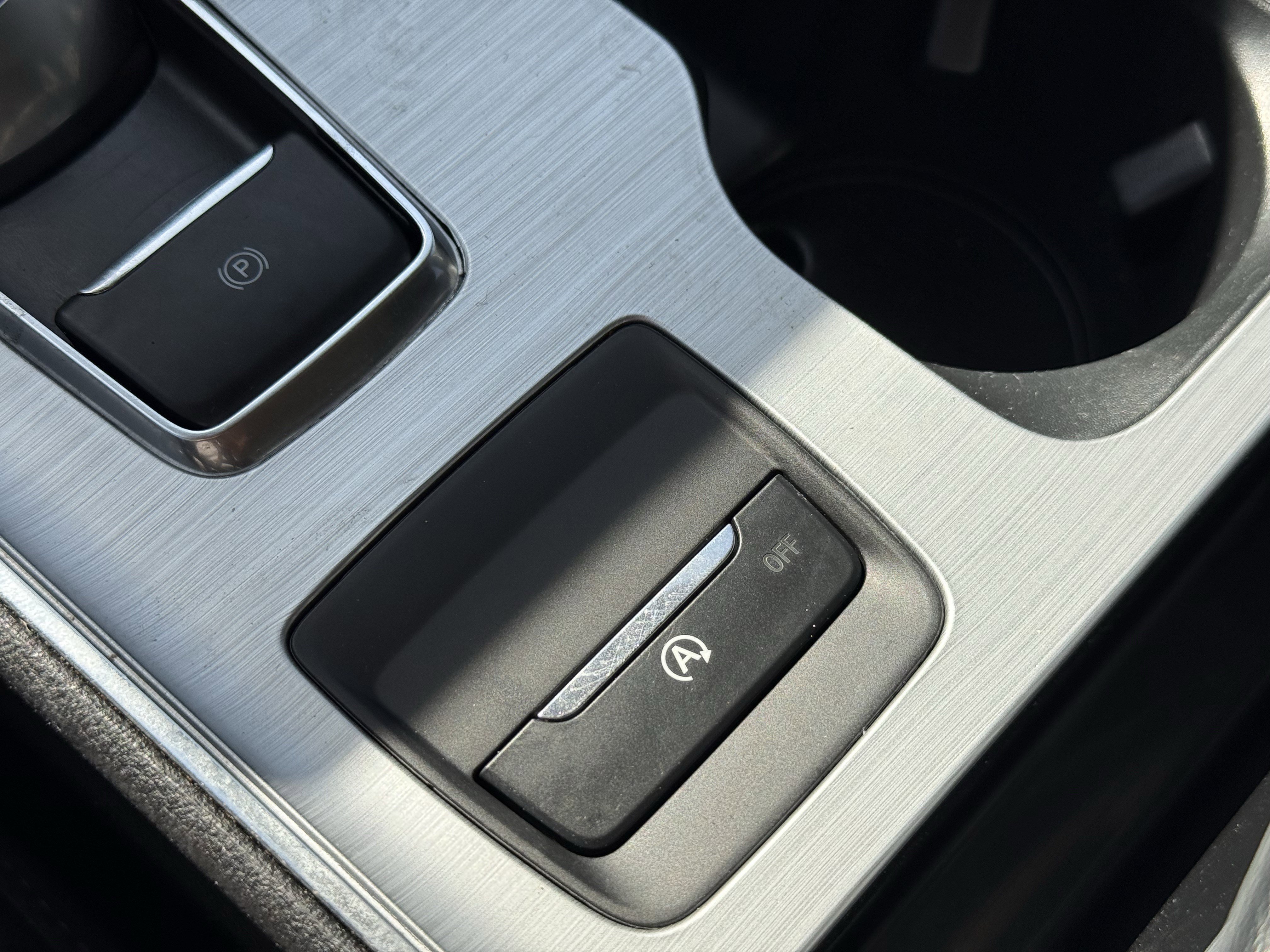 Used 2022 Ford Edge SEL w/ Convenience Package image 25