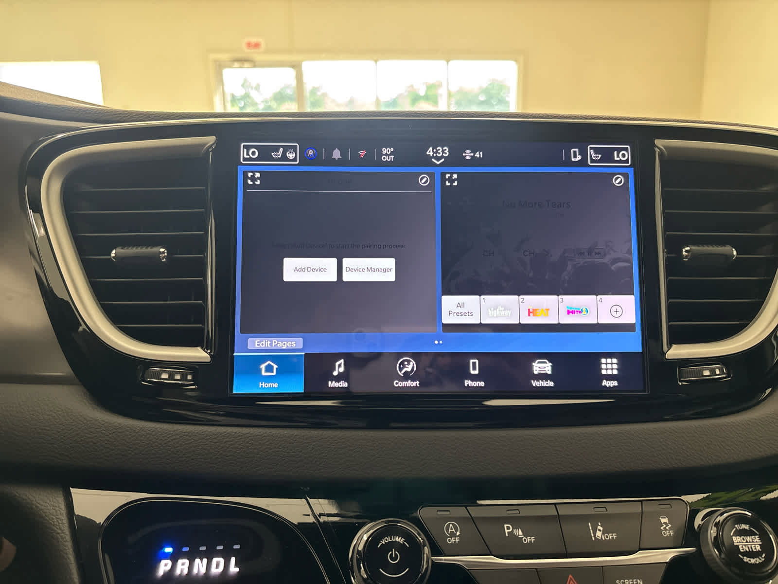 New 2026 Chrysler Voyager LX image 31