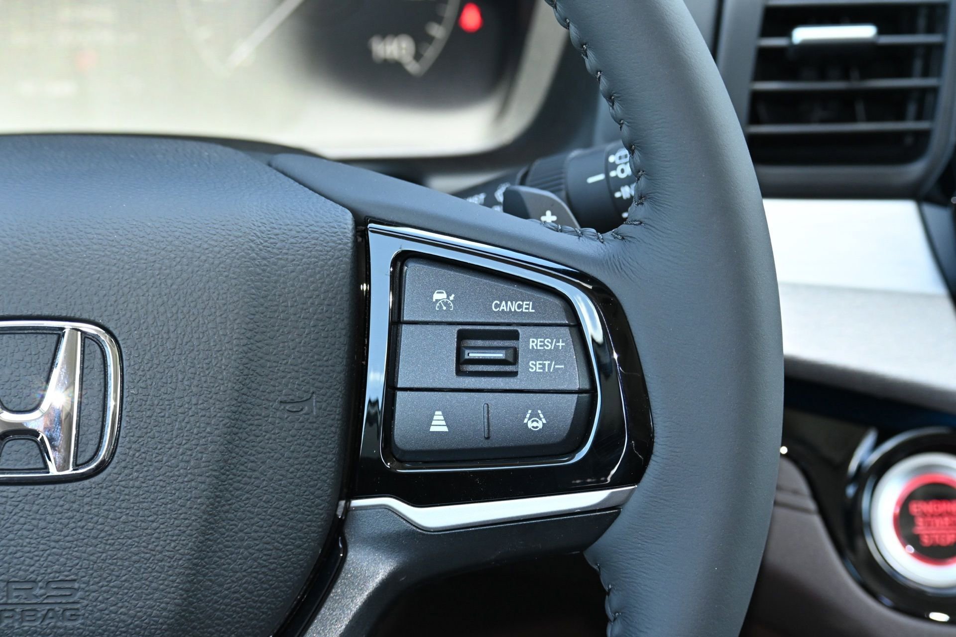 New 2025 Honda Odyssey Touring image 28