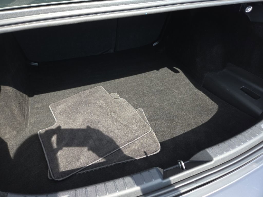Used 2025 MAZDA MAZDA3 s image 19
