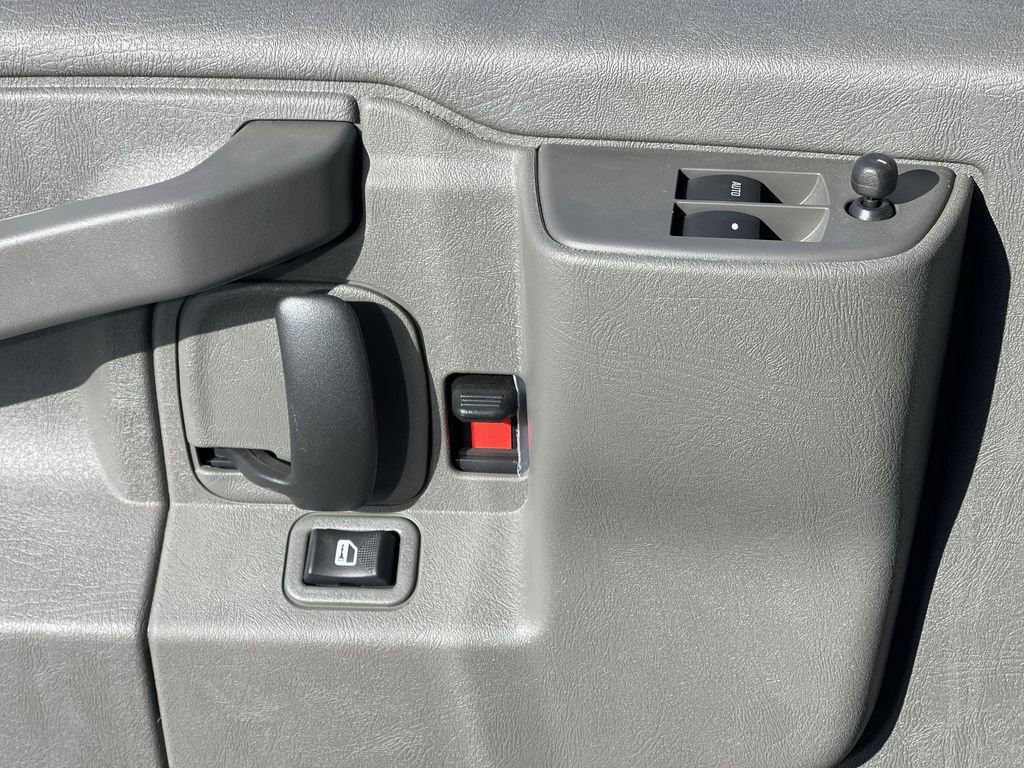 New 2025 GMC Savana 2500 Extended w/ Driver Convenience Package image 23