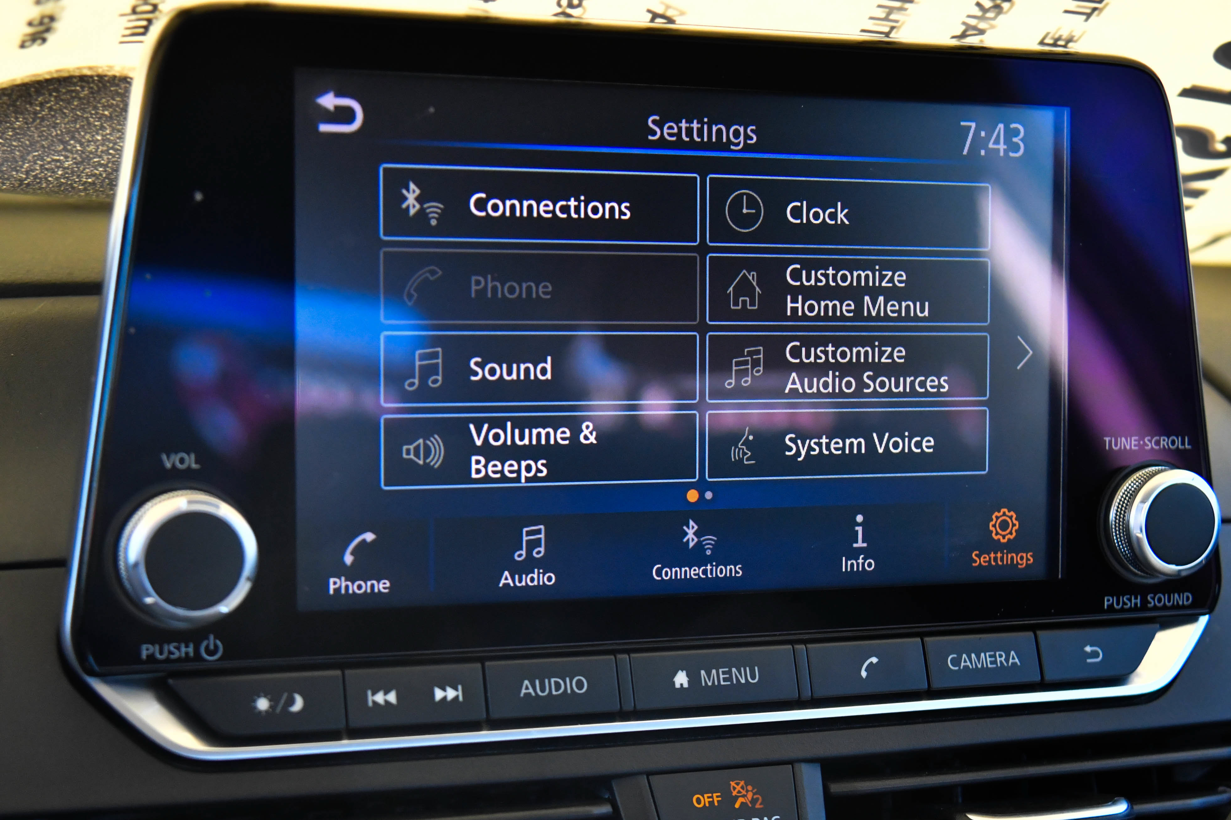 Used 2024 Nissan Altima 2.5 SV FWD image 19