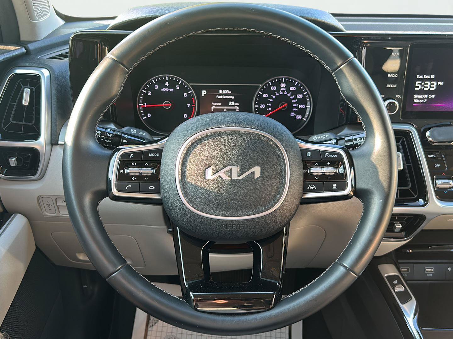 Used 2022 Kia Sorento SX AWD/4WD image 28