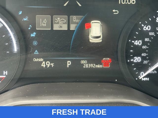 Used 2025 Toyota Sienna XLE image 31