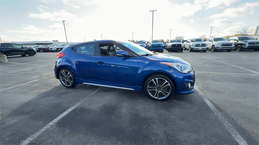 Used 2016 Hyundai Veloster Turbo image 9