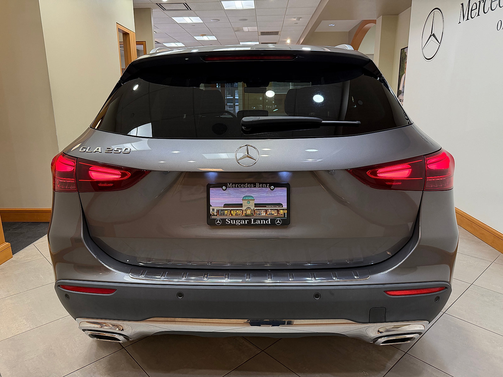 Used 2025 Mercedes-Benz GLA 250 image 5
