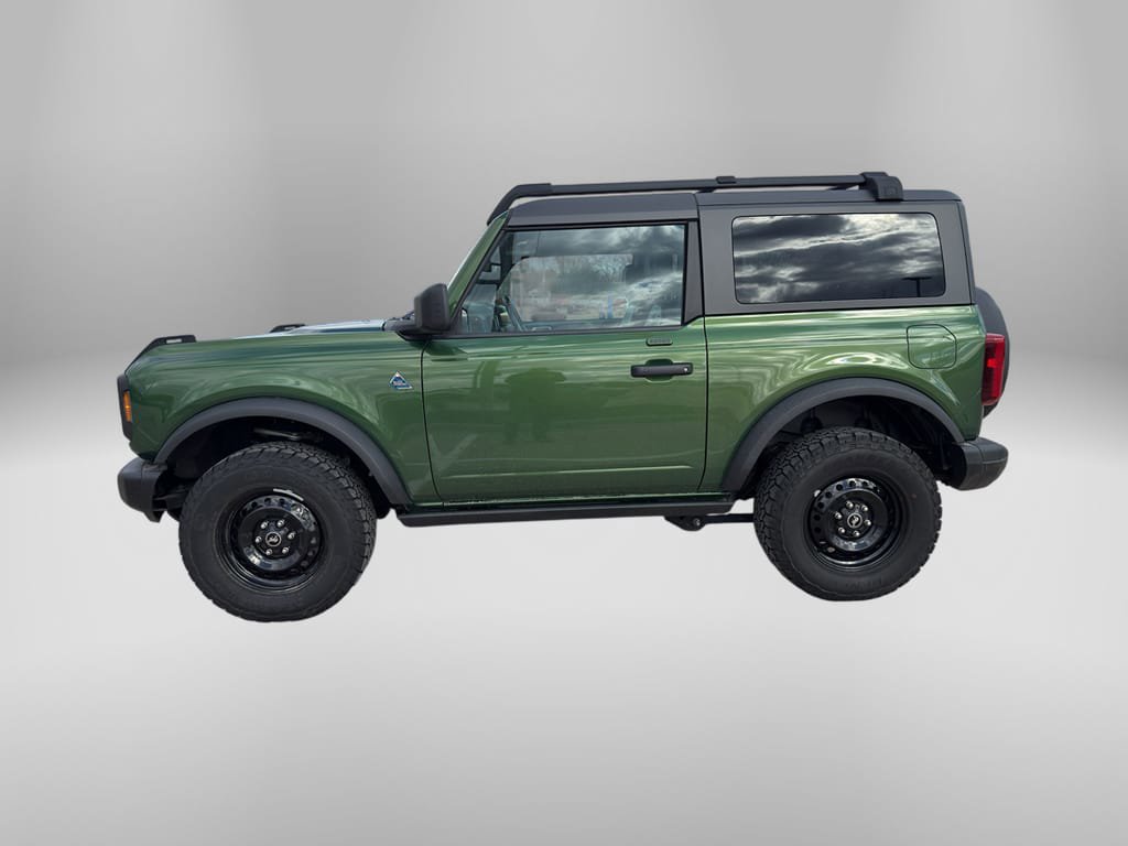 Used 2022 Ford Bronco Black Diamond AWD/4WD image 2