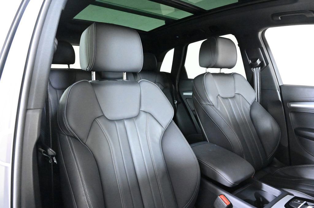 Certified 2025 Audi Q5 2.0T Premium w/ Convenience Plus Package image 16