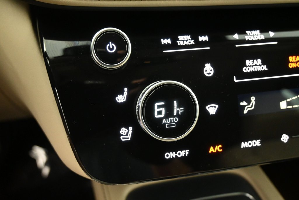 Used 2023 INFINITI QX60 Luxe w/ Cargo Package FWD image 14
