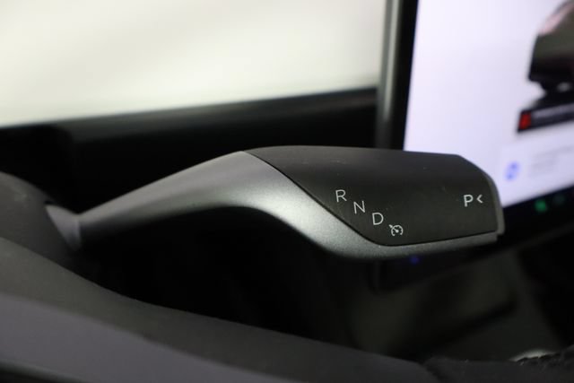 Used 2024 Tesla Model Y Long Range RWD image 26