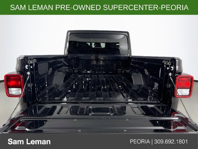 Used 2026 Jeep Gladiator Sport AWD/4WD image 24