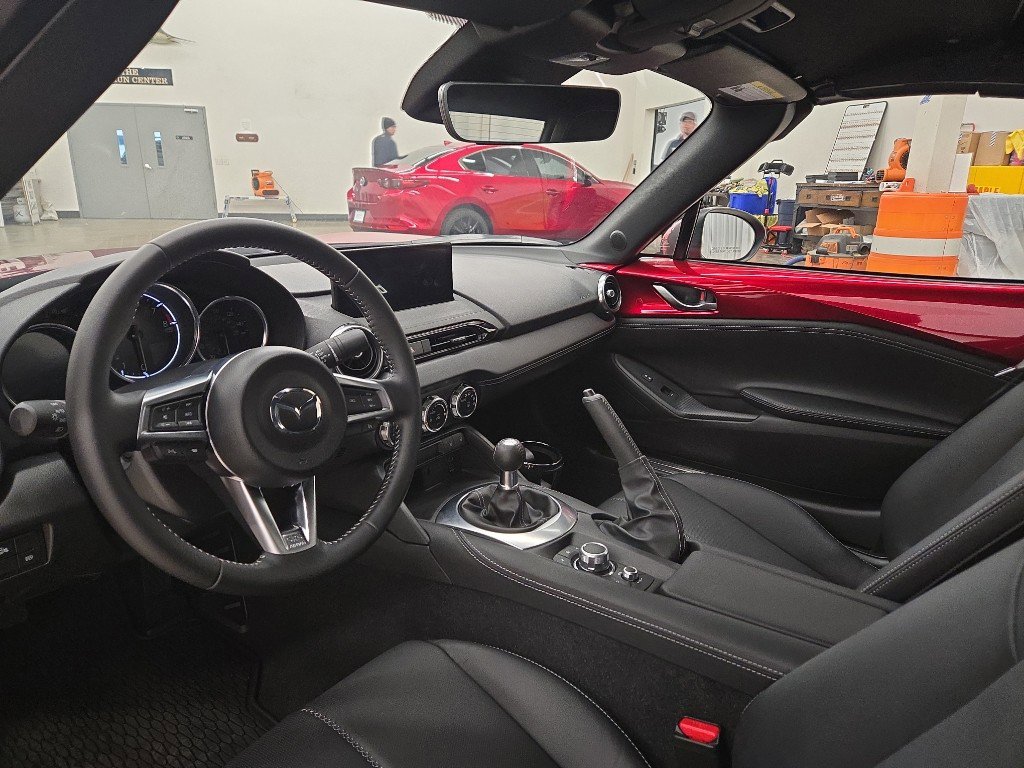 Used 2024 MAZDA MX-5 Miata Grand Touring w/ Appearance Package image 10