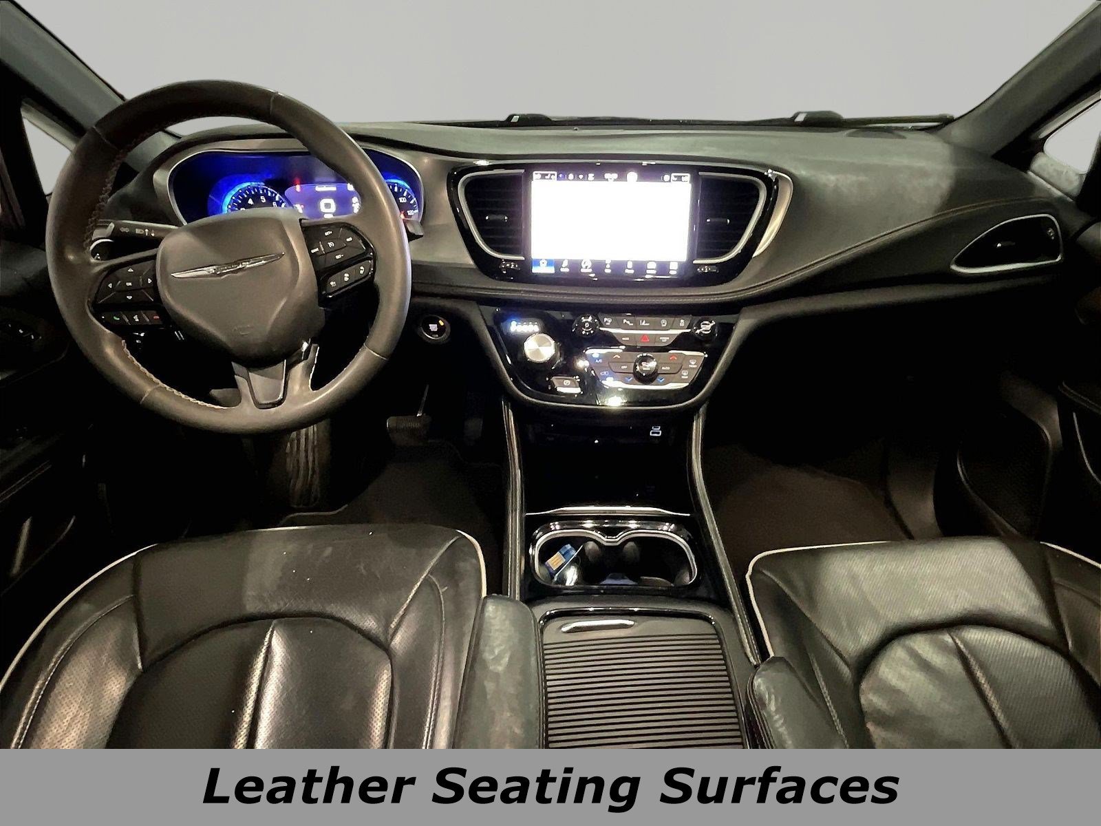 Used 2022 Chrysler Pacifica Limited w/ Uconnect Theater Family Group AWD/4WD image 7