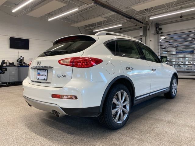 Used 2017 INFINITI QX50 2WD w/ Premium Package image 5