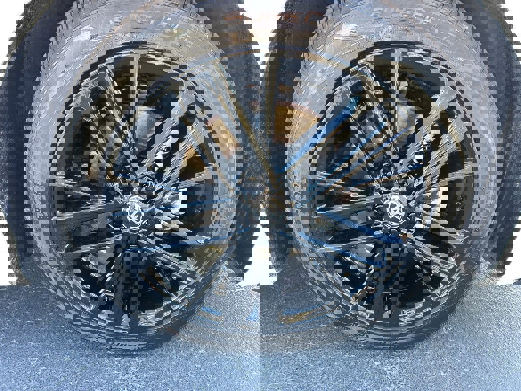 Used 2025 Toyota Camry SE image 22