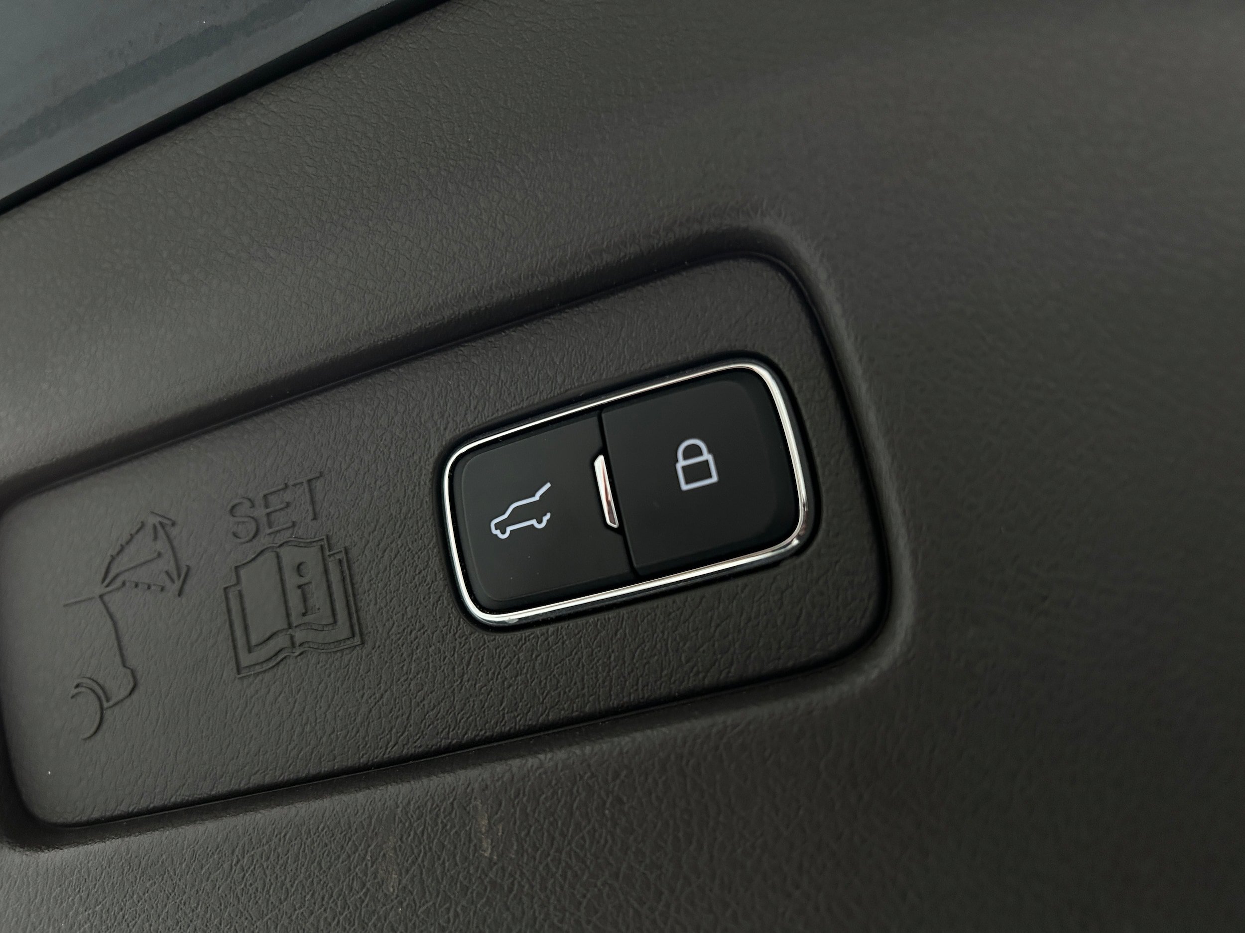 Used 2021 Lincoln Aviator Black Label AWD/4WD image 40