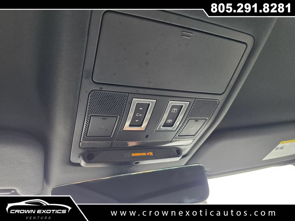 Used 2022 Land Rover Defender 110 X-Dynamic SE AWD/4WD image 24