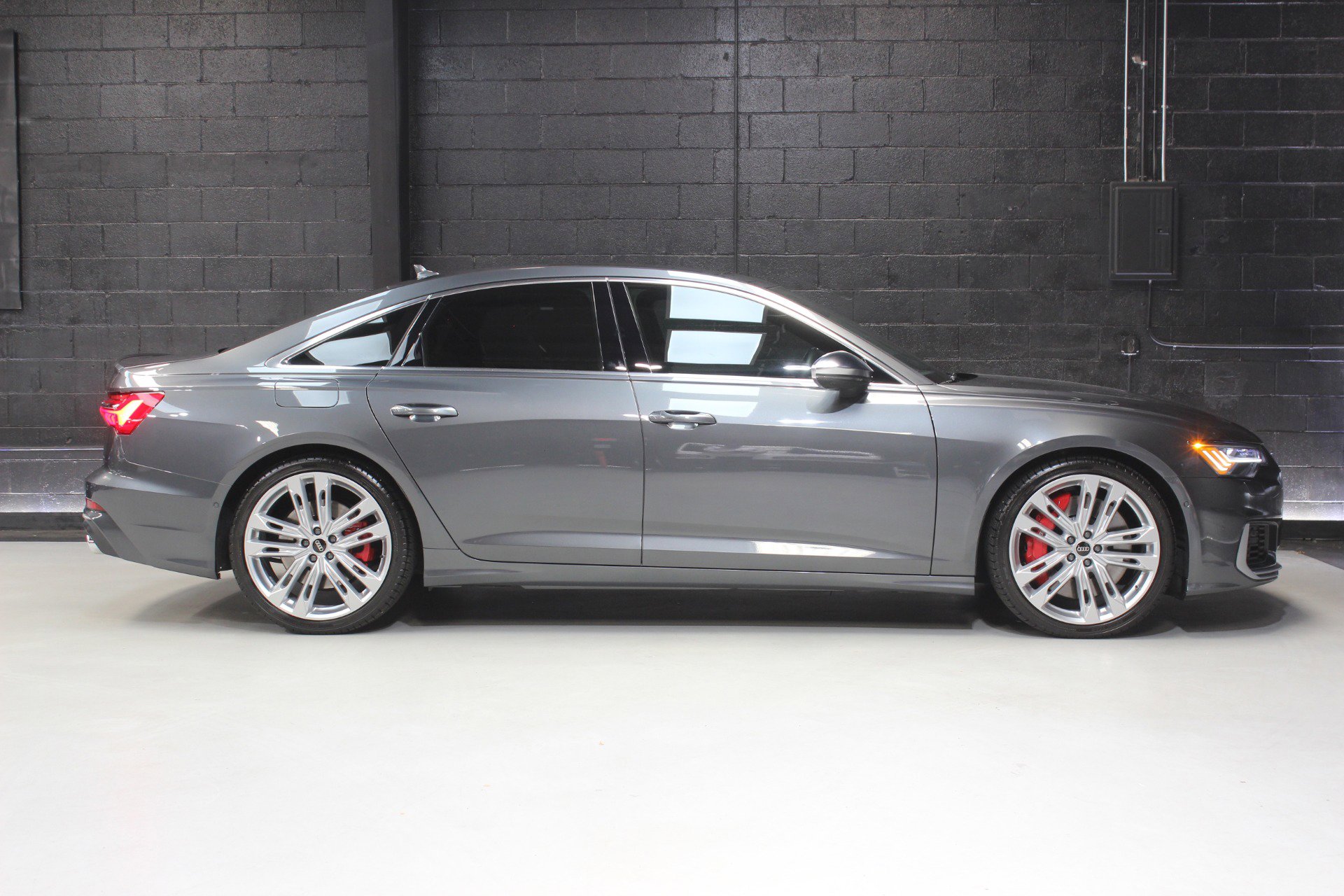 Used 2023 Audi S6 Prestige image 15