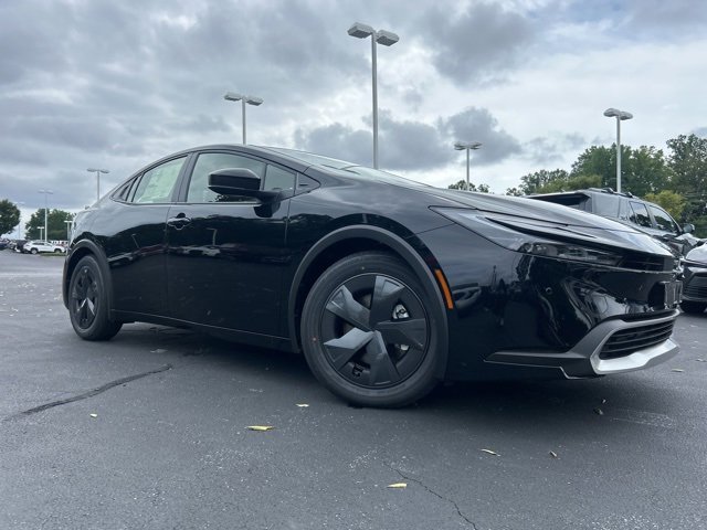 New 2026 Toyota Prius Plug-In Hybrid image 3