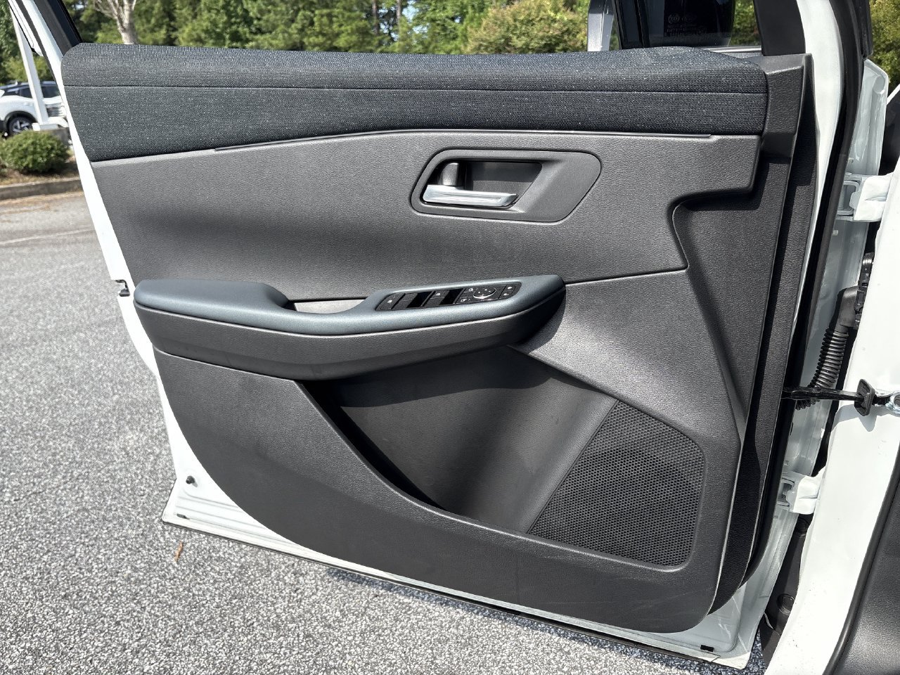 New 2026 Nissan Leaf SV+ FWD image 13