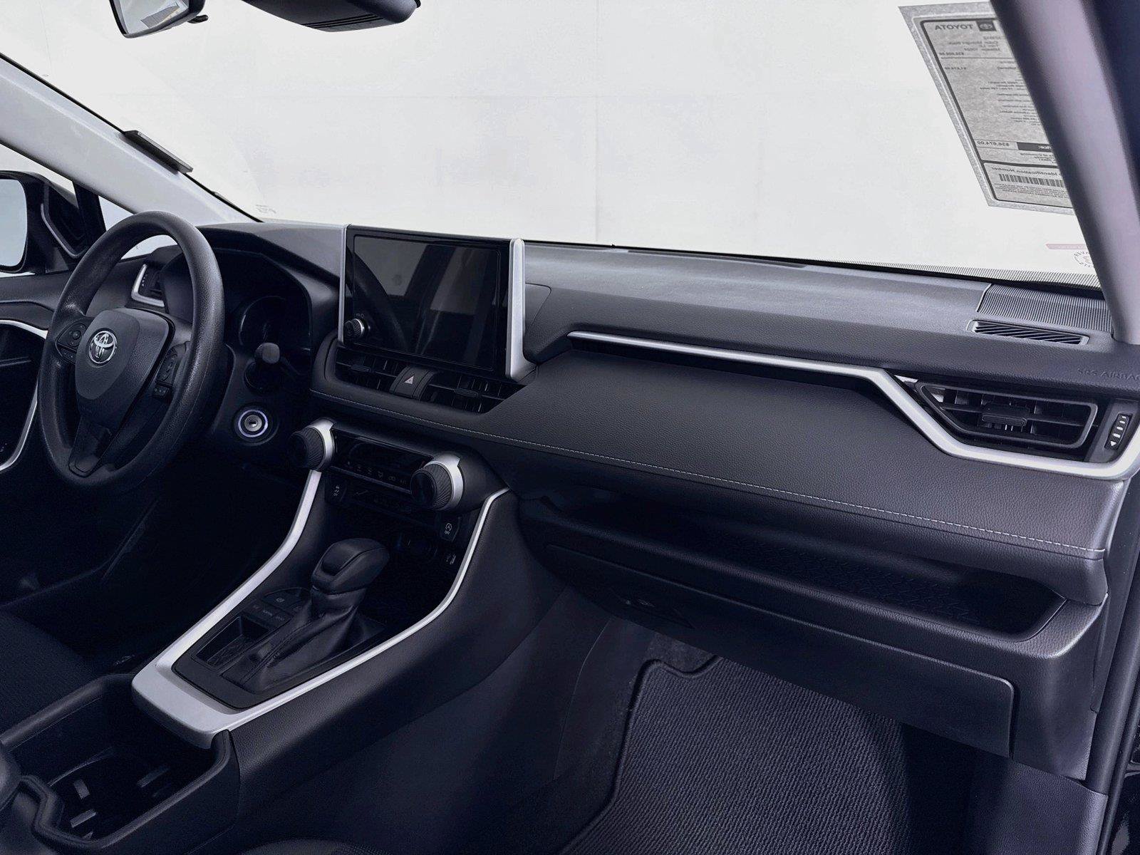 Certified 2025 Toyota RAV4 LE FWD image 38