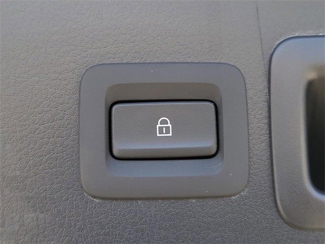 Certified 2025 MAZDA CX-30 AWD 2.5 S w/ Preferred Package image 12