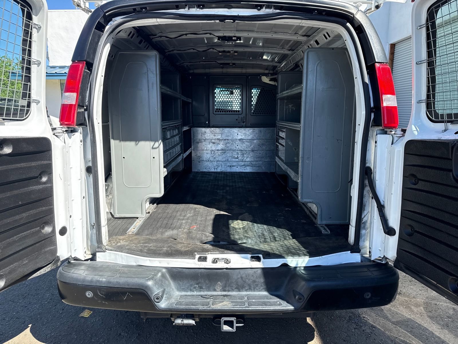 Used 2020 Chevrolet Express 3500 Work Van image 23