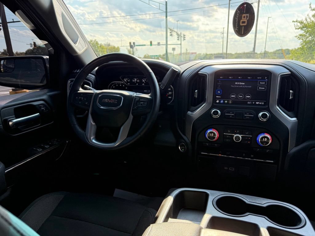 Used 2022 GMC Sierra 1500 Elevation w/ LPO, Elevation Black Package AWD/4WD image 14