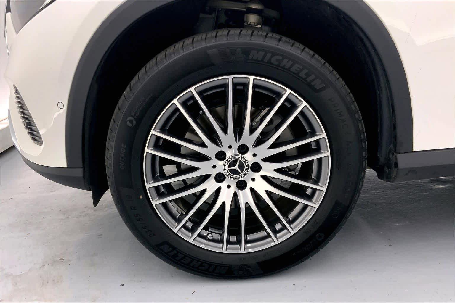 Used 2026 Mercedes-Benz GLC 300 image 8