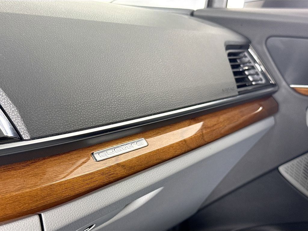 Used 2022 Audi Q5 2.0T Premium Plus image 22