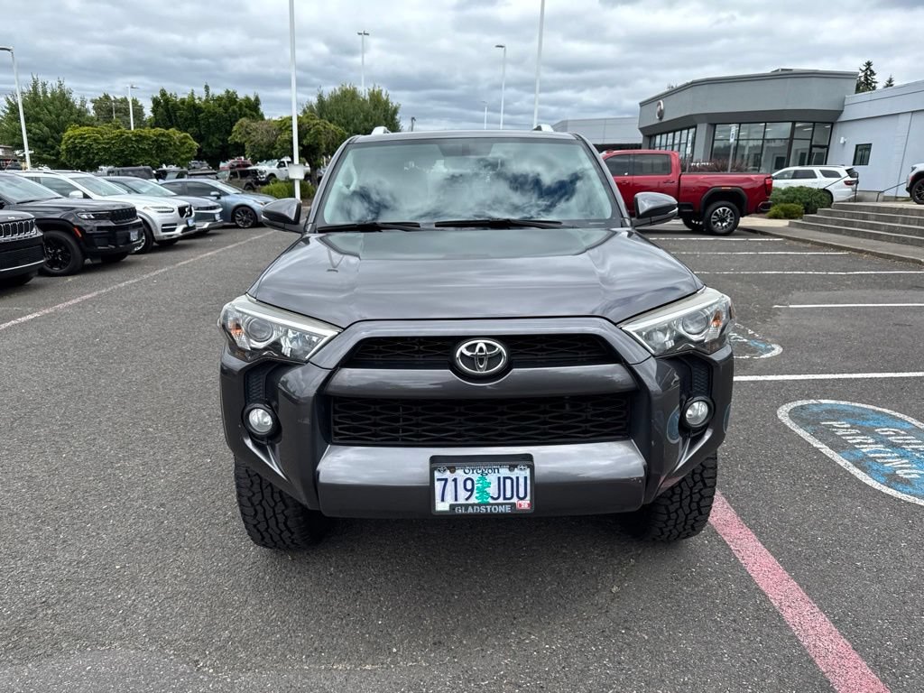 Used 2016 Toyota 4Runner SR5 Premium AWD/4WD image 2