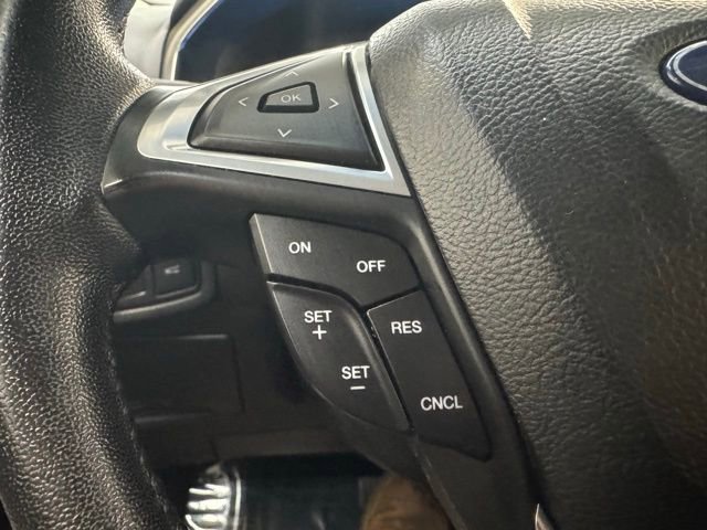 Used 2018 Ford Edge Titanium w/ Technology Package image 10